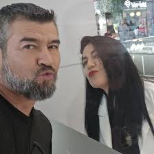 Robert Valderrama (@robert.valderrama.491192) • Facebook, Connect with  friends