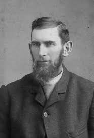 Daniel Mccrillis's Instagram, Twitter & Facebook