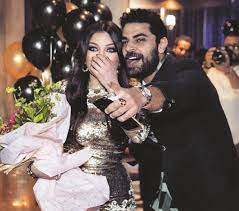 في جولة انتصار جديدة، أعلنت الفنانة اللبنانية، هيفاء وهبي، عن خسارة مدير أعمالها السابق محمد وزيري قضية إثبات الزواج التي كان تقدم بها. Ø§Ù„Ù…Ø­ÙƒÙ…Ø© ØªØ±ÙØ¶ Ø§Ø³ØªØ¦Ù†Ø§Ù Ù…Ø¯ÙŠØ± Ø£Ø¹Ù…Ø§Ù„ Ù‡ÙŠÙØ§Ø¡ ÙˆÙ‡Ø¨ÙŠ ÙˆØ§Ù„Ø­Ø¨Ø³ Ù…Ø³ØªÙ…Ø± Ø¨ØªÙ‡Ù…Ø© Ø®ÙŠØ§Ù†Ø© Ø§Ù„Ø£Ù…Ø§Ù†Ø© ÙˆØ³Ø±Ù‚Ø© 4 Ù…Ù„ÙŠÙˆÙ† Ø¯ÙˆÙ„Ø§Ø± Ø­ÙŠØ§ØªÙ†Ø§ Ø¬Ù‡Ø§Øª Ø§Ù„Ø¥Ù…Ø§Ø±Ø§Øª Ø§Ù„ÙŠÙˆÙ…