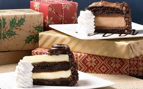 Normally, most cakes on the menu are 50% off on this day. Free 2 Slices Of Cheesecake With 25 Gift Card Purchase At The Cheesecake Factory Free Stuff Finder