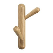 Twiggy Patere En Chene Massif Huile Patere Chene Massif Patere Porte Manteau