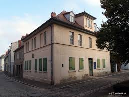 Sie hatte im obergeschoss eine helle, geräumigere wohnung angemietet. Nietzsche Haus In Naumburg
