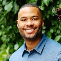 Brian Saunders's Instagram, Twitter & Facebook