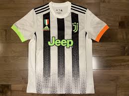 Ac milan gana y sigue soñando con la champions league. Juventus Ozel Futbol Formasi 2019 2020 Sponsored By Jeep