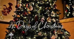 Kolme ranskalaista versiota laulun johtaa tulokseen, että hänen runo saattaa olla ranskalaista alkuperää. The 12 Days Of Christmas Lyrics Hymn Meaning And Story