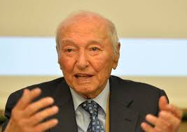 L'ingresso di piero angela al convegno organizzato nell'ambito del cicap fest è accompagnato da darth vader nel segno di star wars. Piero Angela Torna Su Rai Premium Con Prepararsi Al Futuro Bsnews It Brescia News