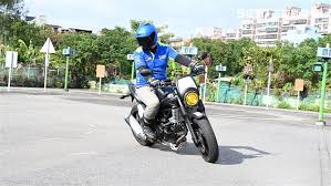 Jun 25, 2021 · 物資貨輪終抵蘭嶼 超市外停滿汽機車與搶購人潮 2021/06/25 06:05:03 受到疫情及天候因素影響，已斷航14天的台東蘭嶼，今天搭載民生物資的貨輪終於抵達蘭嶼，島上居民得知物資上岸，攜家帶眷前往農會生鮮超市搶買物資，店還沒開就擠買搶買民眾。 å½± é¨Žè»Šæœ€é‡è¦çš„å®‰å…¨è§€å¿µæ­£ç¢ºç…žè»Šèˆ‡å®‰å…¨è·é›¢ æ±½è»Š ä¸‰ç«‹æ–°èžç¶²setn Com