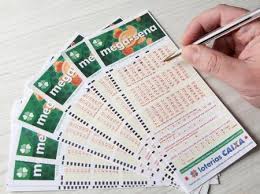 Os sorteios da mega sena ocorrem nas quartas e aos sábados, você pode acompanhar a divulgação do resultado da mega sena em tempo real e ao vivo nessa página. Mega Sena 2398 Premio De R 60 Milhoes Sai Para Aposta De Sp