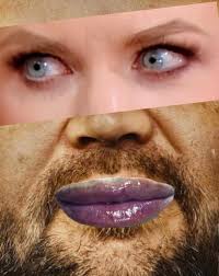 An owl but make it that podcaster's wife.