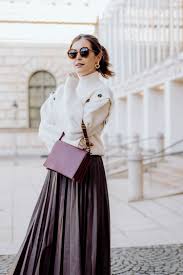 Outfit Ideen Fur Einen Plisseerock Look Nummer Zwei Josie Loves Plisseerock Outfit Outfit Ideen Outfit