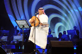 .لكن حكى بعض الناس عنهم رواية أخرى بخلاف ذلك، ومنهم من أنكر هذه الرواية وطعن فيها، وأصل ذلك ما نقل عن نافع أنه نقله عن ابن عمر، وقد كان سالم بن عبدالله يكذب نافعا في. Ø¹Ø¨Ø¯ Ø§Ù„Ù…Ø¬ÙŠØ¯ Ø¹Ø¨Ø¯ Ø§Ù„Ù„Ù‡ ÙŠÙ‚Ù‡Ø± Ø§Ù„ØºÙŠØ§Ø¨ Ø¨Ø¥Ø¹Ù„Ø§Ù†Ù‡ Ø¹Ù† Ø¥Ù‚Ø§Ù…Ø© 3 Ø­ÙÙ„Ø§Øª Ø¨Ø§Ù„Ø³Ø¹ÙˆØ¯ÙŠØ© Ù…Ø¬Ù„Ø© Ø³ÙŠØ¯ØªÙŠ