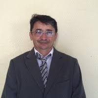 Il évoluait au poste de milieu de terrain offensif ou attaquant. 20 Diniz Vieira Profiles Linkedin