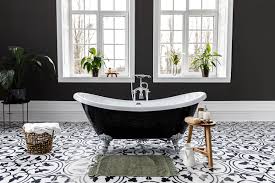 Quando pensiamo a cani bianchi e neri il primo che ci viene in mente è senza alcun dubbio il meraviglioso dalmata. Bagno Nero 40 Idee Per Un Bagno Di Classe Ispiratevi