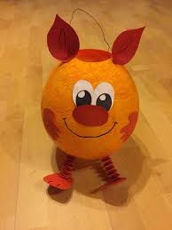 Monster Laterne Luftballon Seidenpapier Achtung Farbt Sehr Stark Handschuhe Benutze Laterne Basteln Luftballon Laternen Basteln Laterne Basteln Vorlagen