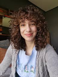 Curly Bangs How Do You Do Your Hair While You Sleep Curlyhair In 2020 Curly Hair Styles Curly Bangs Natural Hair Movement