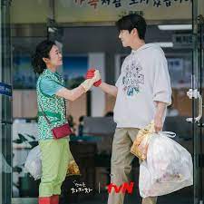 Photos New Stills And Behind The Scenes Images Added For The Upcoming Korean Drama Hometown Cha Cha Cha In 2021 Cha Cha Kim Seon Ho Korean Drama