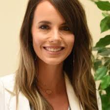 Sarah Thames's Instagram, Twitter & Facebook