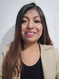 Viviana Landeros's Instagram, Twitter & Facebook