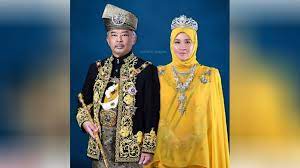 While we diligently research and update our holiday dates, some of the information in the table above may be preliminary. Foto Rasmi Agong Sempena Pertabalan