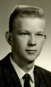 Elmer Lyons's Instagram, Twitter & Facebook