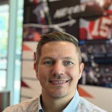 Daniel McGann (@DanielMcGann)