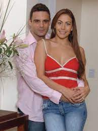 Raul araiza, veronica jaspeado and vanessa guzmán are amongst his amor mío costars. Vanessa Guzman And Uberto Bondoni Dating Gossip News Photos