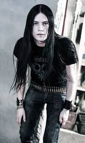 D33371e6e09ecf305eb06fa4d6a0ecf2 Jpg 736 1238 Long Hair Styles Men Long Hair Styles Goth Guys