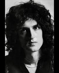 Very sad to hear of the passing of Roy Thomas Baker. Roy played a huge part  in the production of so much Queen music in the early days. Photographs of  Roy seem