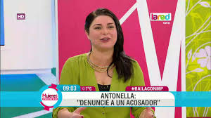 Este es el antes y después de mi cara con bolas de bichat y sin bolas (esas de bichat) siempre fui cachetona (de cara) y eso me acomplejaba pues me preguntaban siempre si estaba embarazada porque tenía carita de luna y todas esas payasadas!!! Antonella Rios Archivos Page 2 Of 3 La Red