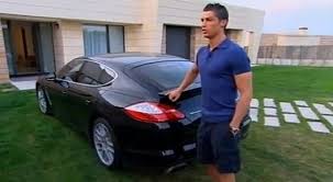 Например, эдуардо камавинга после матча забрал майку криша и пообещал в снэпчате. La Casa De Cristiano Ronaldo Espaciohogar Com