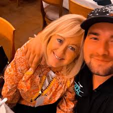 Shout out to My People from The Bury……V.J. Class Of '88. #DubsUpppp.