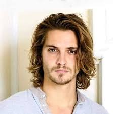 Today we are excited to feature Captain Tom Francis, an IGFA Captain for  over 9 years. A childhood spent fishing and diving the remote islands of  Papua New Guinea was the beginning