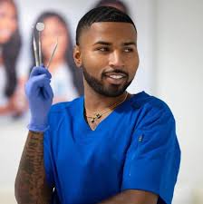 Don't fall for fake dentists offering veneers and other dental work