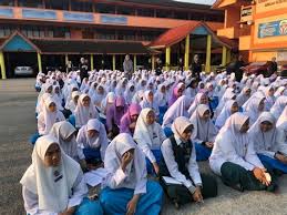Sm sains kuala terengganu is a sekolah asrama penuh located in kuala terengganu, terengganu. Sekolah Menengah Sains Kuala Selangor Memory Lane Sabri Me Inside Out Redirected From Sekolah Menengah Sains Kuala Selangor Fekelovfek