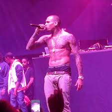 Now we recommend you to download first result chris brown loyal official video ft lil wayne tyga mp3. Loyal Chris Brun Gif Find On Gifer