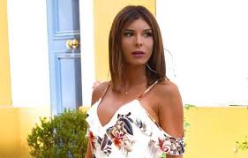 Sarah Lopez Secret Story 10 Oublie Vincent Queijo Dans Les Bras D Un Autre Candidat De Tele Realite Sarah Lopez Tele Realite Oublie Moi