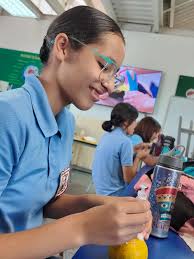 Los profesores de la UEN Generalísimo Francisco de Miranda están presentes  en las enriquecedoras clases de Neurociencia, como parte del Diplomado en  Ciencias organizado por el CNTQ. 🙏👏🏼👏🏼🤗 Este importante diplomado  representa