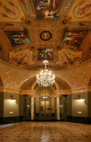 The Rotunda At Manhattan S Historic Steinway Hall Shines Again In 2020 Shop Architects Futuristic Art Marble Columns