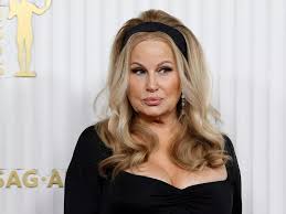 Jennifer Coolidge reacts as she discovers she appears in X-rated gay adult  movie - Daily Star