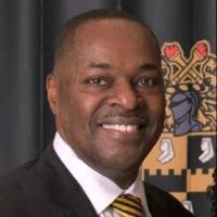 100+ "Derek Sr" profiles