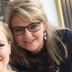 Sharon Warnick's Instagram, Twitter & Facebook