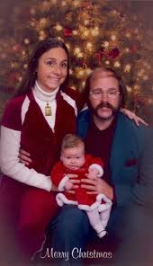 20 hilariously awkward family christmas photos. This Family Has Been Sending Out The Funniest Holiday Cards For 15 Years Straight Good