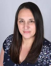 Someone should help me edit this picture to clear and smooth look