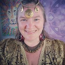 Lisa Siders's Instagram, Twitter & Facebook