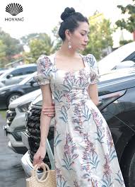 Váy Đầm Trắng Dài Qua Gối Ôm Eo Tôn Dáng