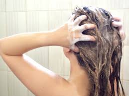 Haarkur für mehr volumen und besseres haarwachstum. Haarkur Selber Machen Und Die Naturliche Schonheit Entdecken