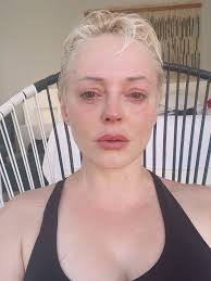Known early in her career for such movies as the doom generation and … Rose Mcgowan On Twitter I M Really Sad And I M Really Tired I Normally Share Thoughts But Tonight It S Emotion