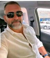 I didn't want it to come to this. But pretending I'm not hurting has become  harder than admitting the truth: I love you… and I don't think you love me  back. And