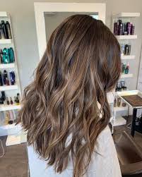 Brunette Sweeping Brownhairbalayage Hair Styles Balayage Brunette Hair Color Light Brown