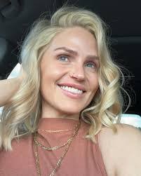 Katie Peterson's Instagram, Twitter & Facebook